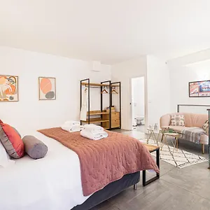 Spacious 90sqm - Zen Latin District - Notre-dame , Paris France